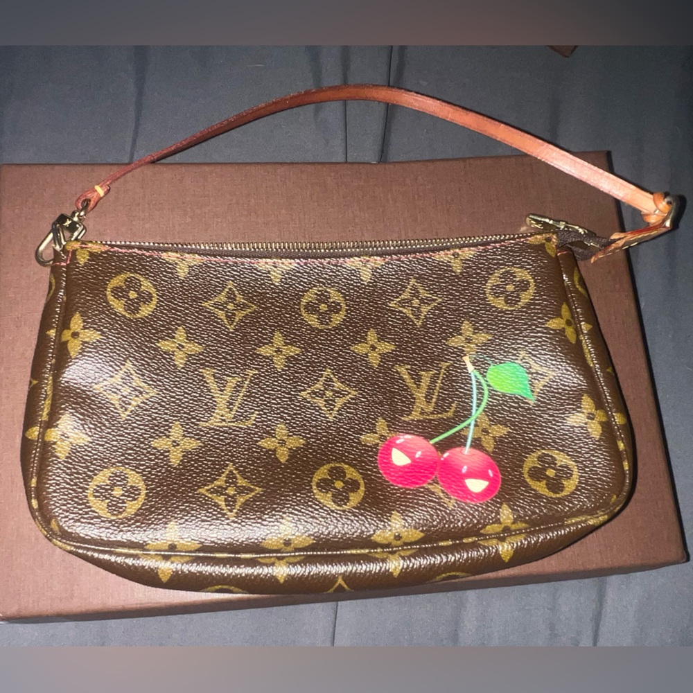 Louis Vuitton Cerises Pouchette